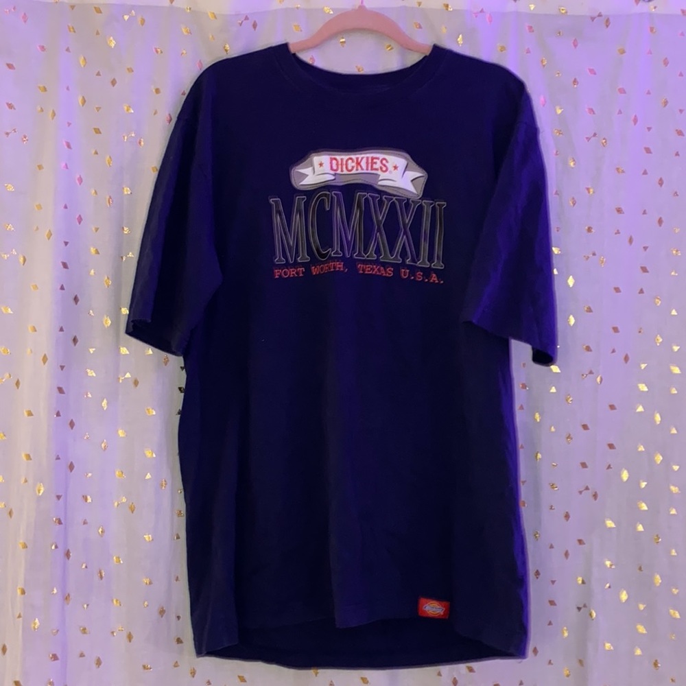 Dickies Tee🦕❤️